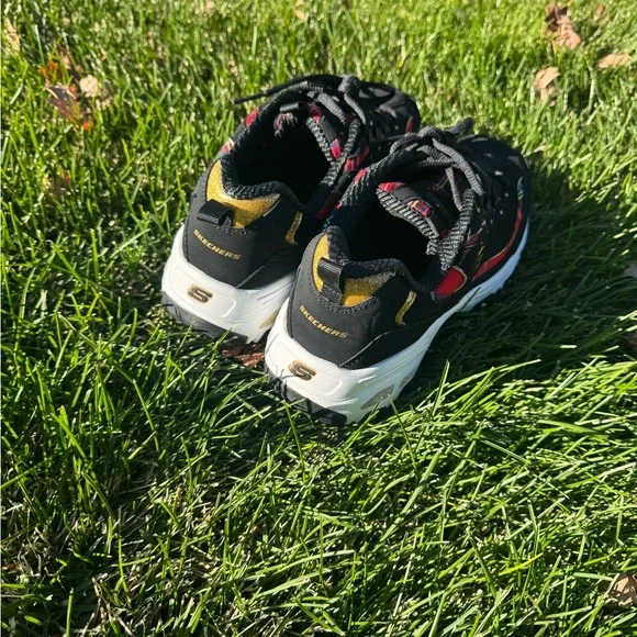 Women’s Skechers D’Lites Mountain Alps Black sneakers - Picture 5 of 10